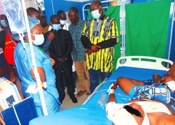 Burkina Faso: 80 morts, dont 65 victimes civiles, le gouverneur du Sahel au chevet des blessés