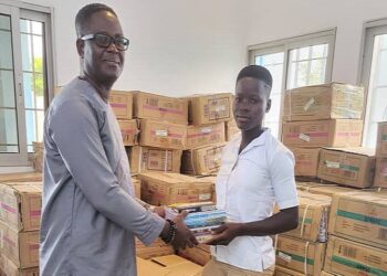 Rentrée scolaire 2022-2023: La Fondation Dzidula au secours des démunis dans le Vo (Photos)