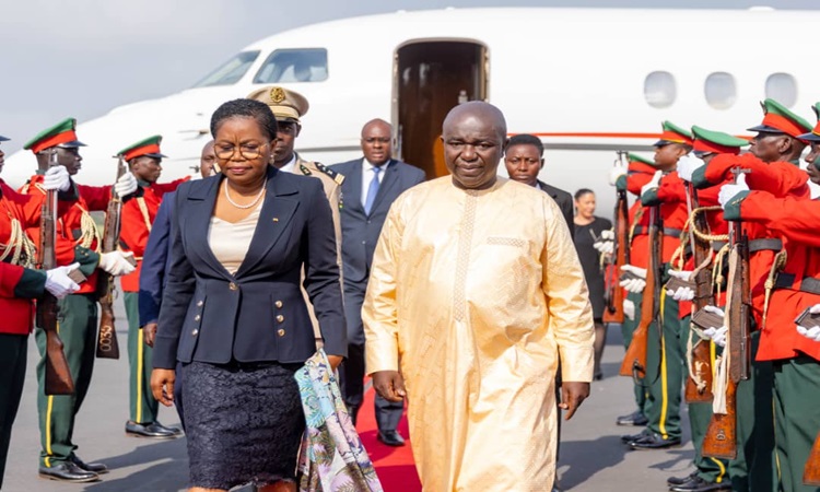 Guinée Bisau: Mme Dogbé à la double cérémonie présidée par Umaro Sissoco Embaló