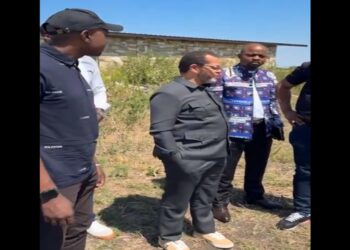 Marcello TUNASI visite un vaste domaine de terrain offert  pour l&rsquo;Eglise la Compassion USA (Vidéo)