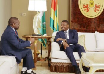 Silas Ntigurirwa, Lieutenant-Général, reçu par le président Faure Gnassingbé